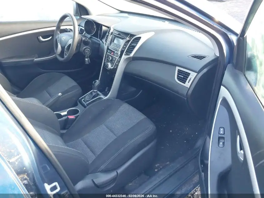 2016 HYUNDAI ELANTRA GT  