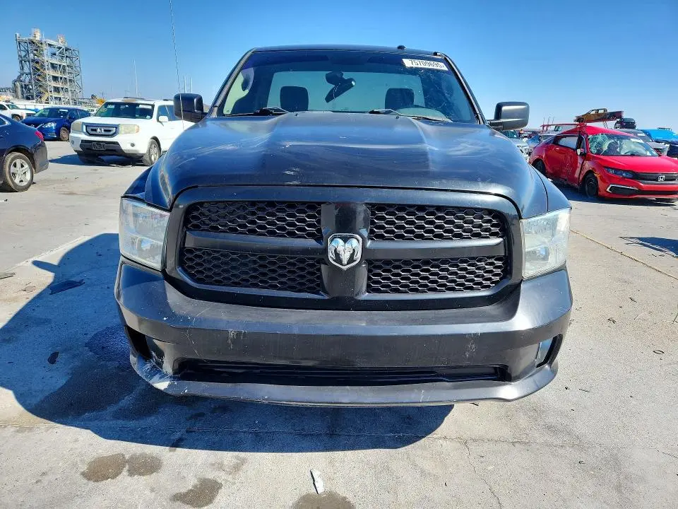 2016 RAM 1500 ST  