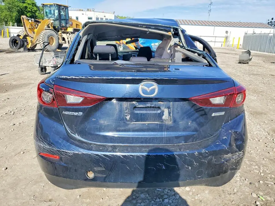 2015 MAZDA 3 TOURING  