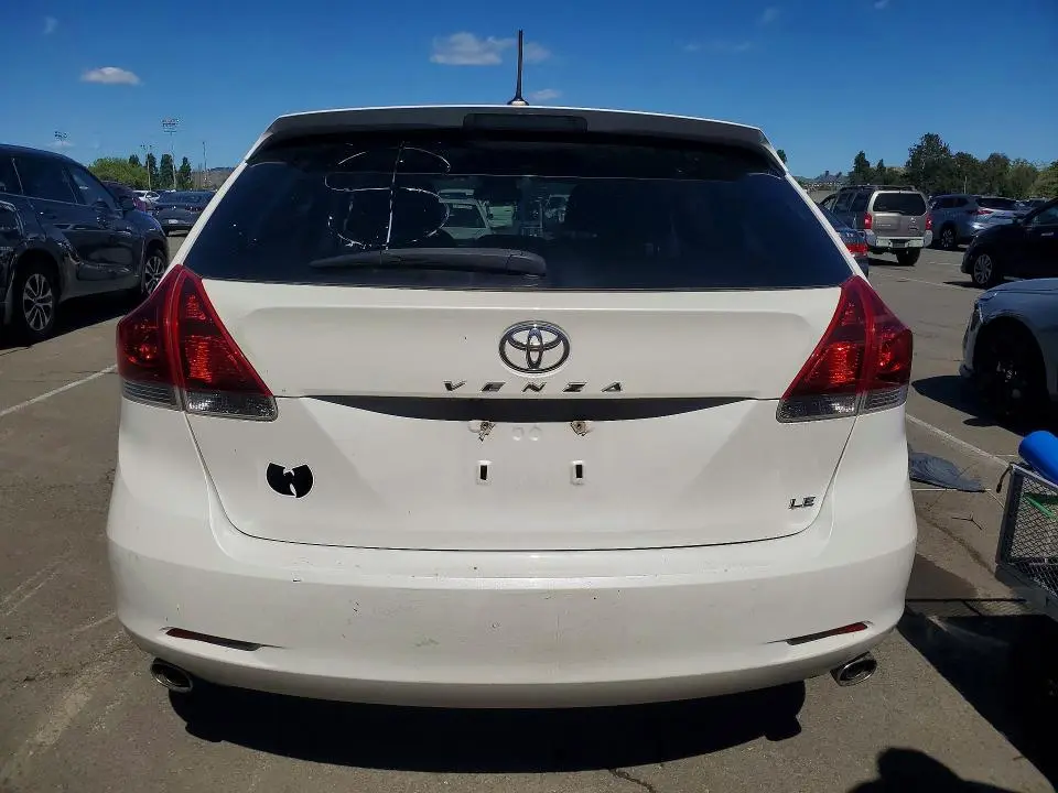 2014 TOYOTA VENZA LE  