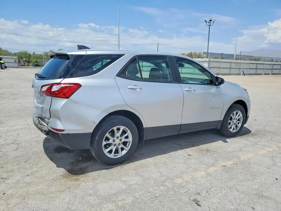 2020 CHEVROLET EQUINOX LS  