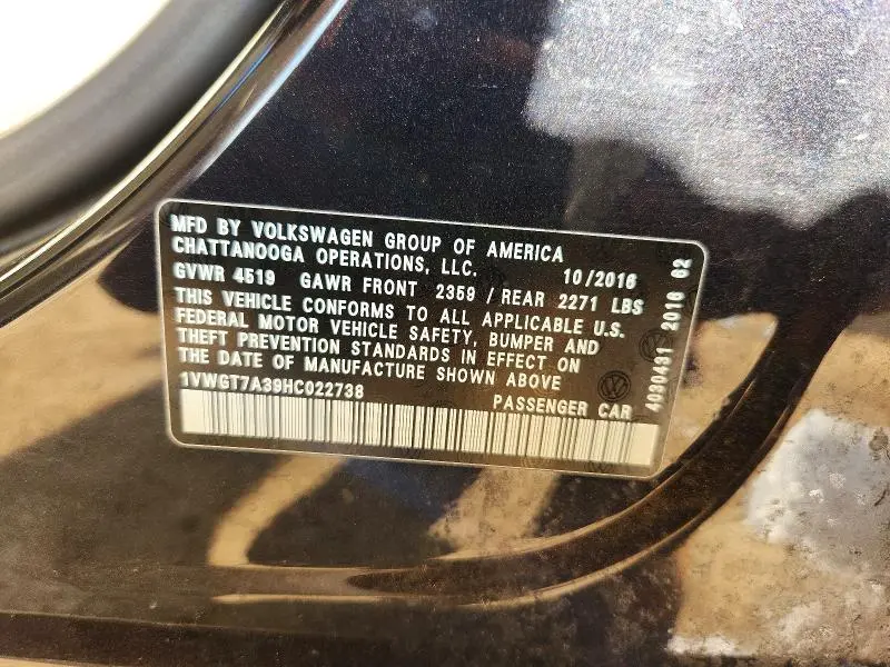 2017 VOLKSWAGEN PASSAT SE  