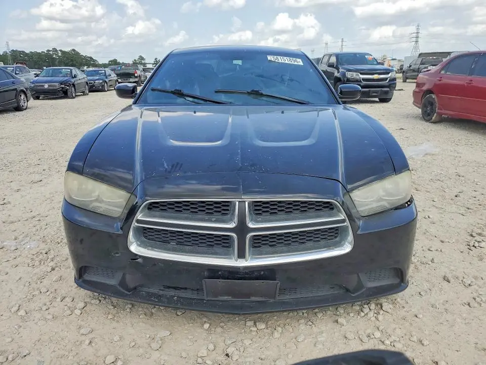 2013 DODGE CHARGER SE  