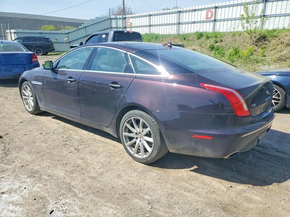 2013 JAGUAR XJ   