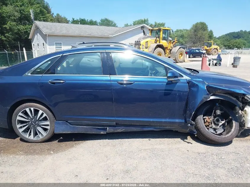 2017 LINCOLN MKZ RESERVE