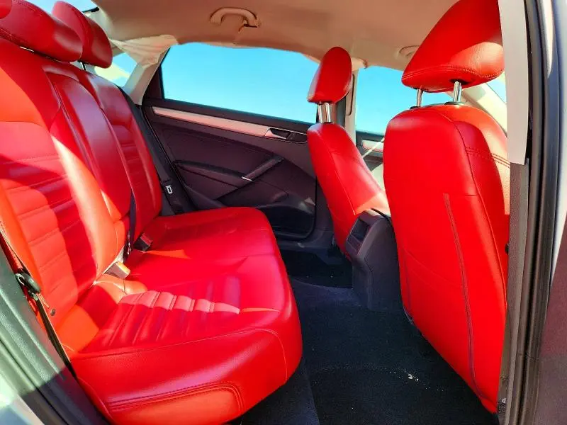 2017 VOLKSWAGEN PASSAT S  
