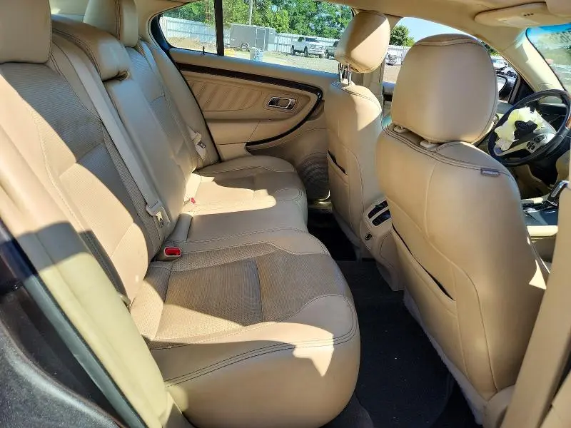 2015 FORD TAURUS LIMITED  
