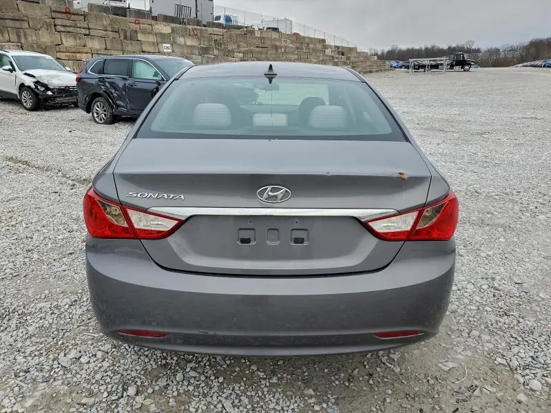 2012 HYUNDAI SONATA GLS  