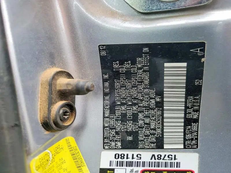 2012 TOYOTA SIENNA LE 8-PASSENGER  