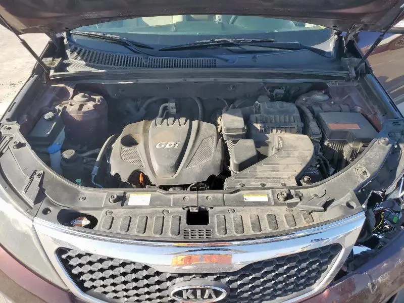 2013 KIA SORENTO LX