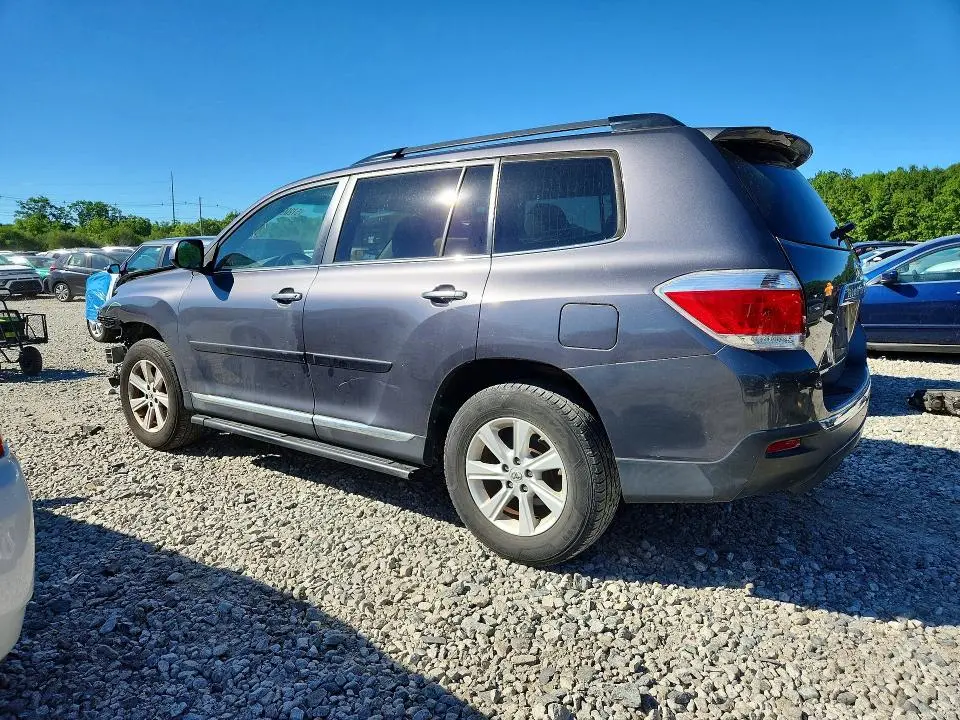 2013 TOYOTA HIGHLANDER PLUS  