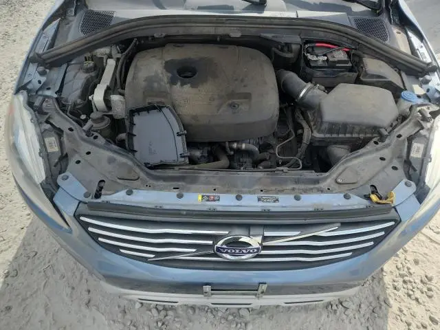 2017 VOLVO XC60 T5 DYNAMIC  