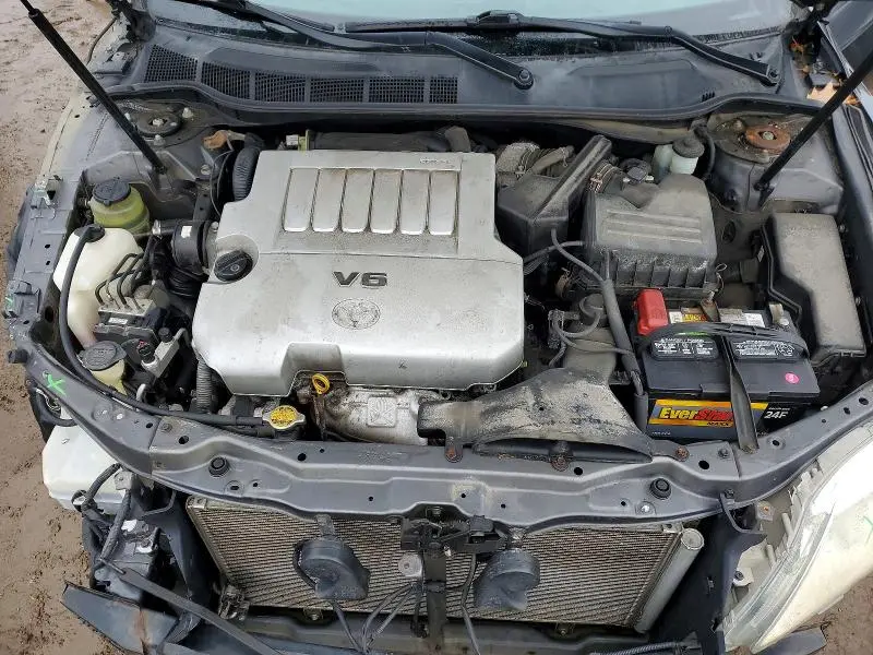 2011 TOYOTA CAMRY SE  