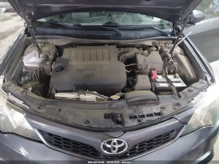 2014 TOYOTA CAMRY SE V6