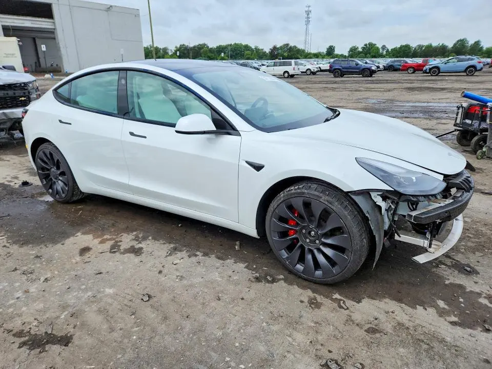 2021 TESLA MODEL 3   