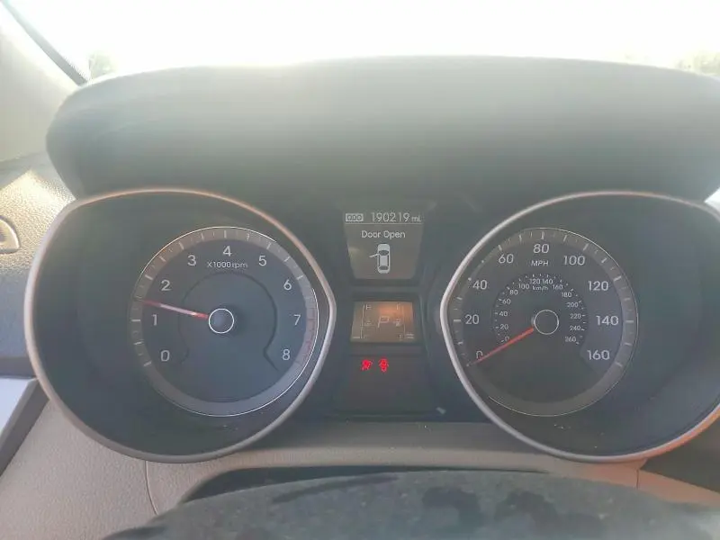 2013 HYUNDAI ELANTRA GT BASE  