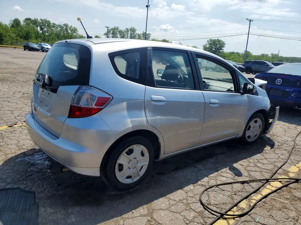 2013 HONDA FIT   