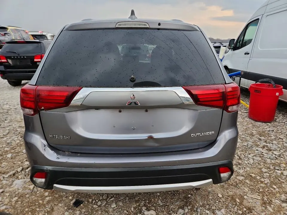 2017 MITSUBISHI OUTLANDER ES  