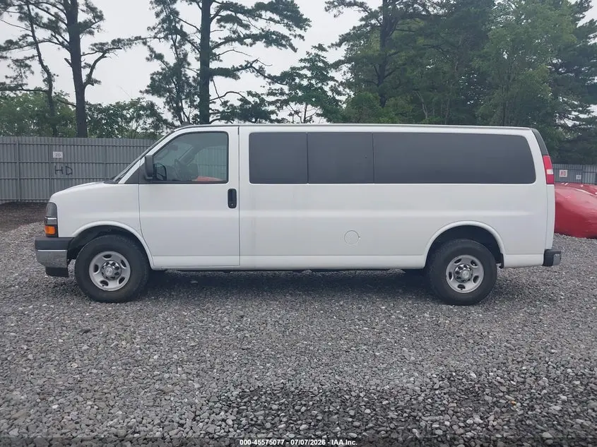 2017 CHEVROLET EXPRESS 3500 LT