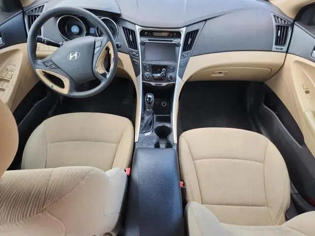 2012 HYUNDAI SONATA GLS  