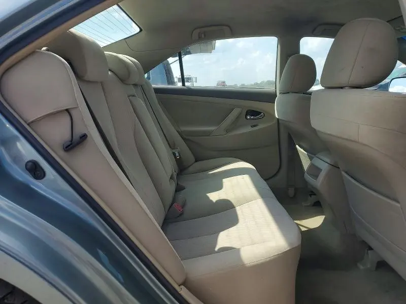 2011 TOYOTA CAMRY LE  