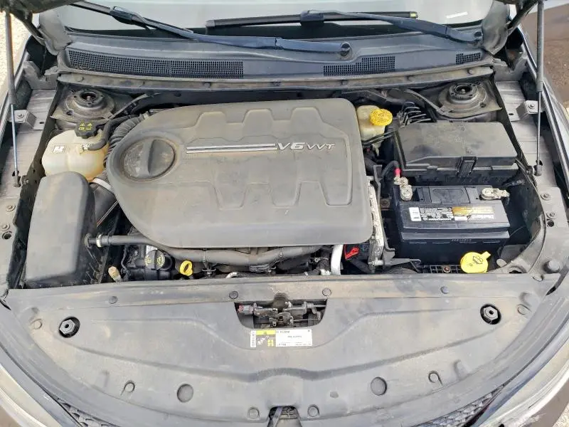2015 CHRYSLER 200 C  