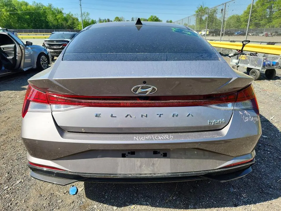 2023 HYUNDAI ELANTRA LIMITED  
