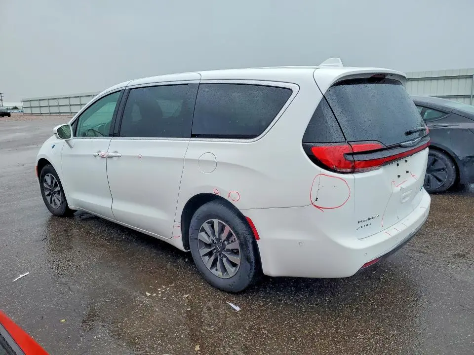2022 CHRYSLER PACIFICA HYBRID TOURING L  