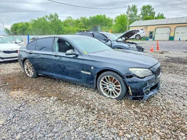 2012 BMW 750 XI  