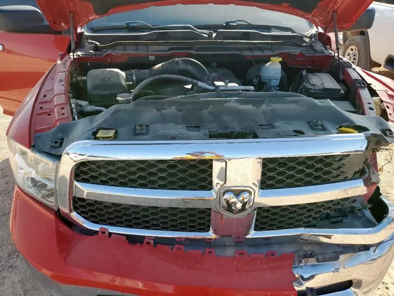 2018 RAM 1500 SLT  
