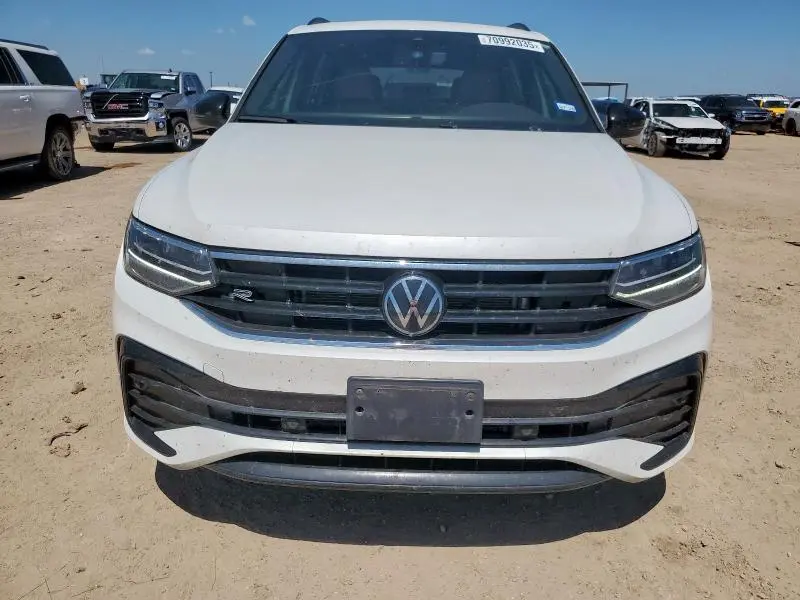 2024 VOLKSWAGEN TIGUAN SE R-LINE BLACK  