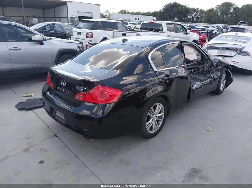 2012 INFINITI G37 JOURNEY