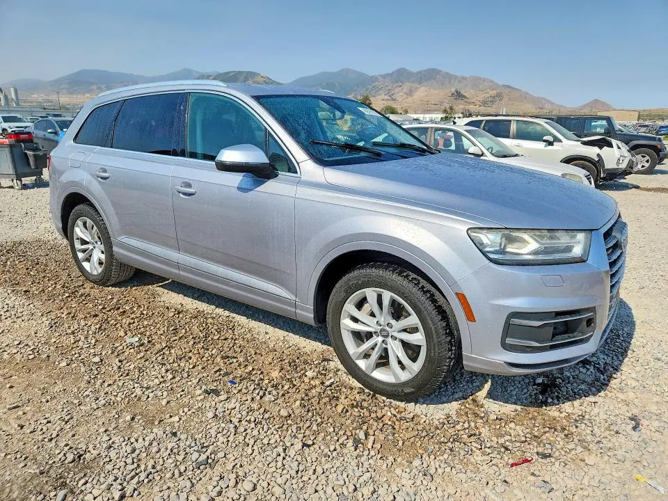 2017 AUDI Q7 PREMIUM PLUS  
