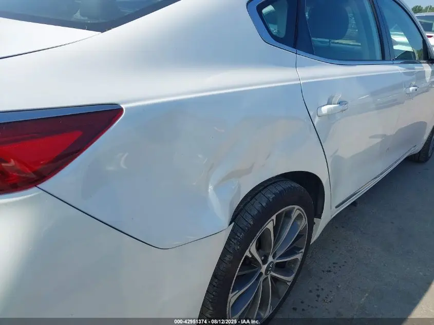 2018 KIA CADENZA TECHNOLOGY