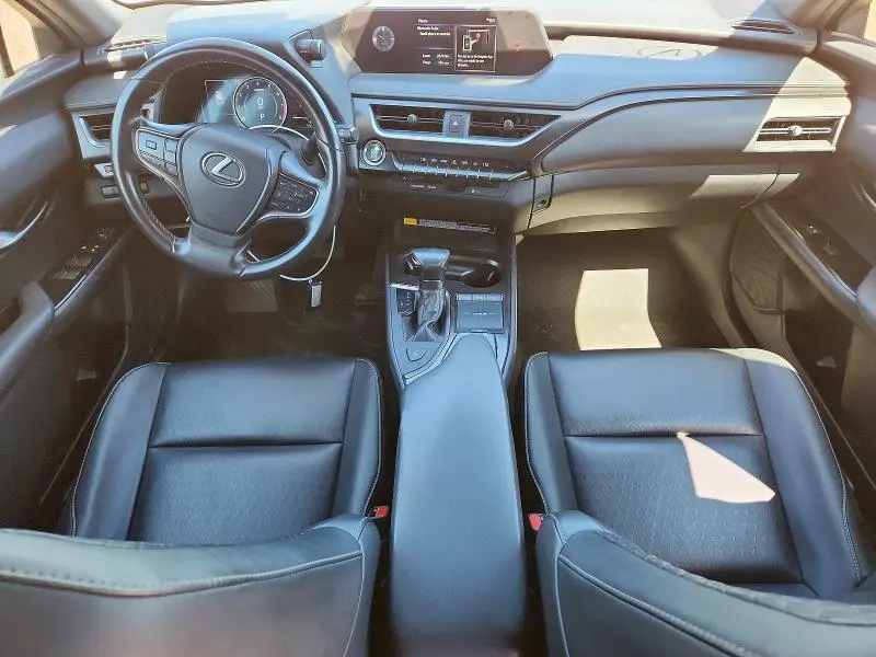 2022 LEXUS UX 200 BASE  
