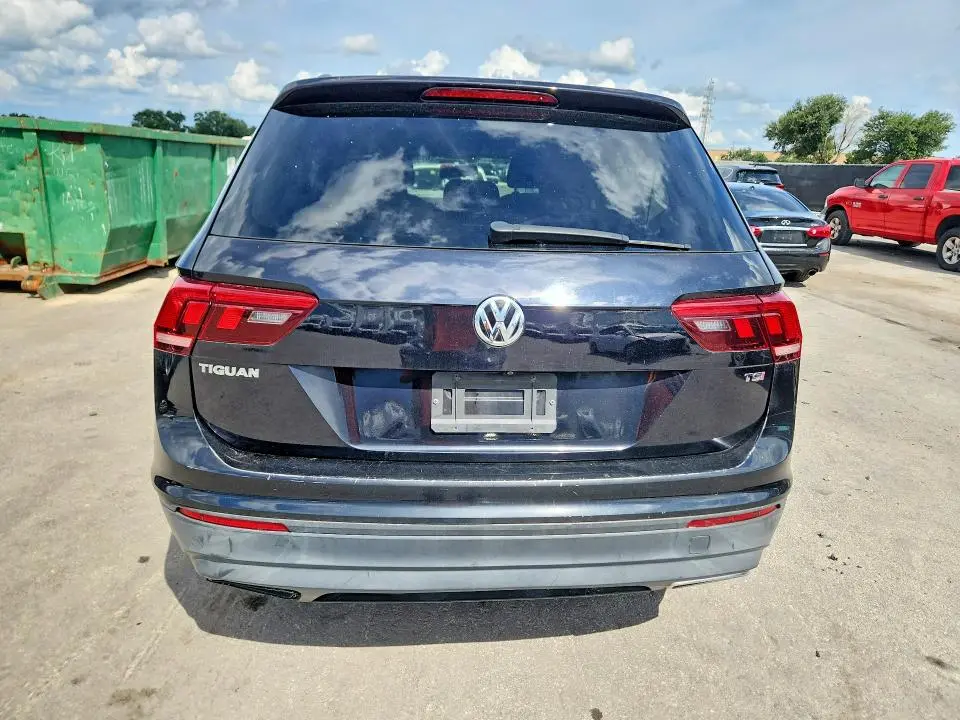 2018 VOLKSWAGEN TIGUAN S  