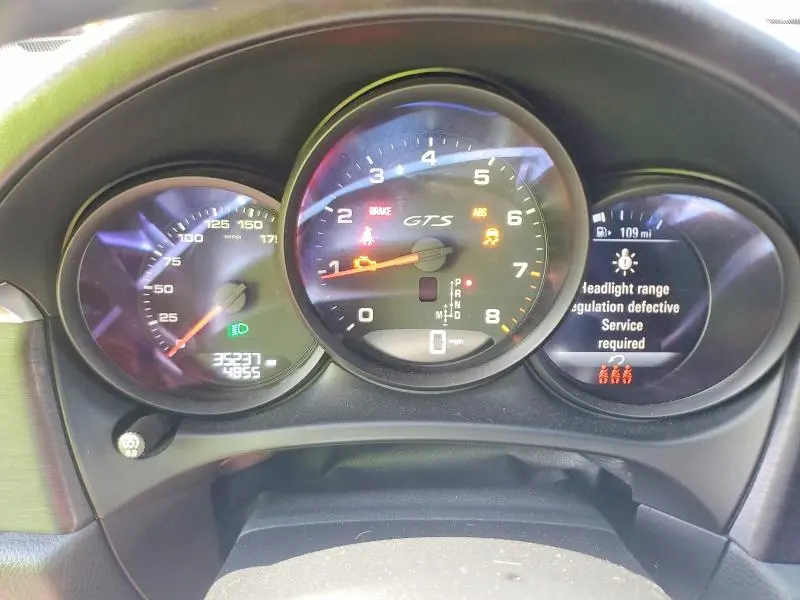 2021 PORSCHE MACAN GTS  