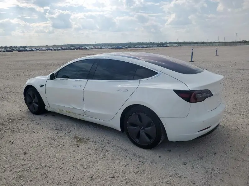 2018 TESLA MODEL 3   