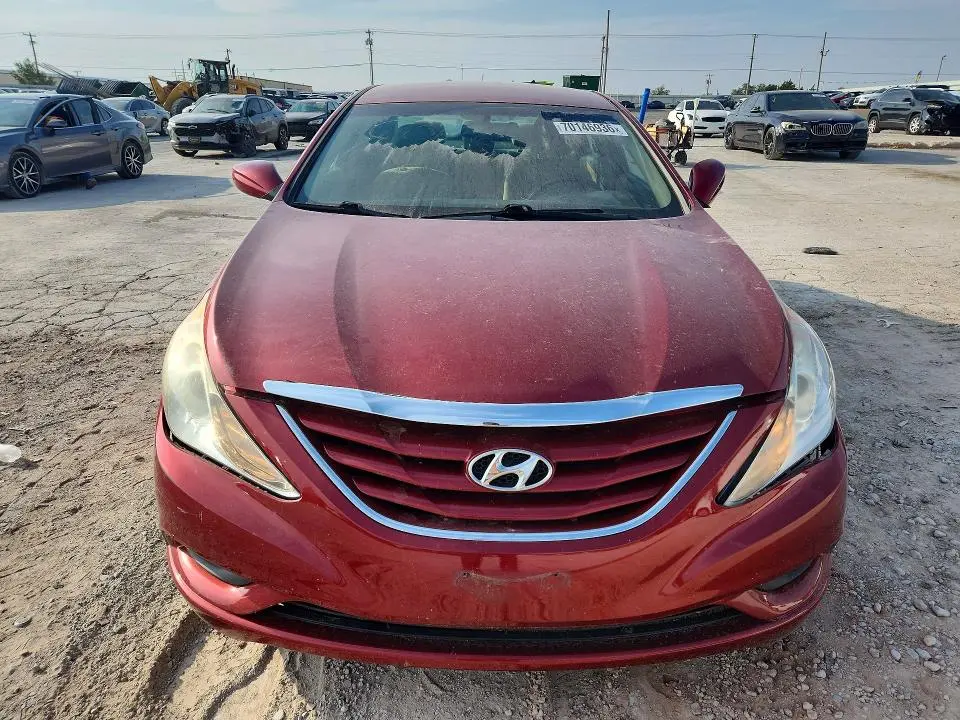 2013 HYUNDAI SONATA GLS  