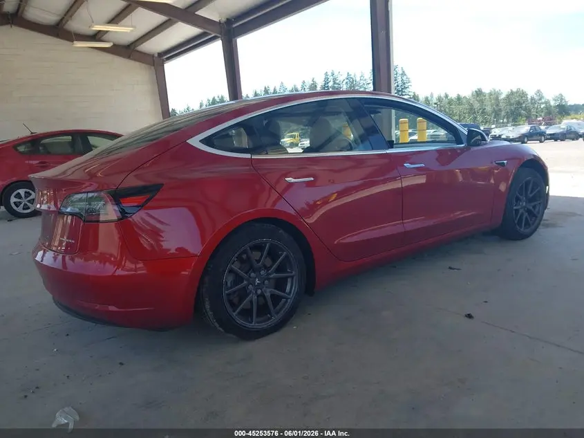 2018 TESLA MODEL 3 LONG RANGE/PERFORMANCE