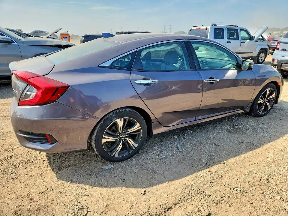 2017 HONDA CIVIC TOURING  