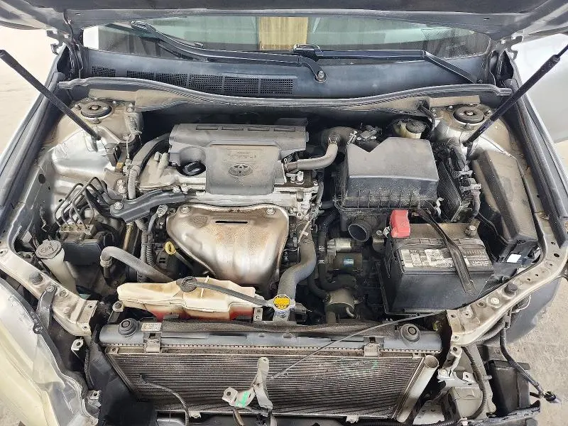 2015 TOYOTA CAMRY XLE  