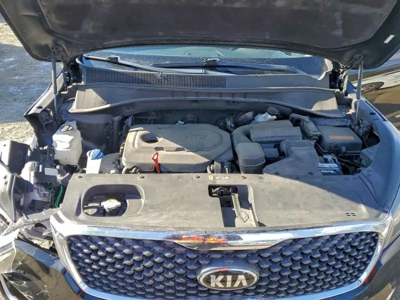 2018 KIA SORENTO LX  
