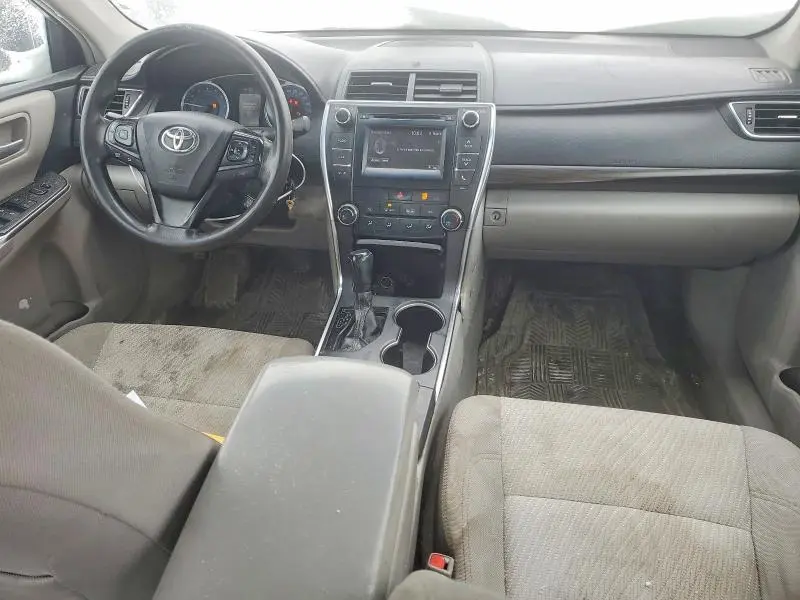 2016 TOYOTA CAMRY LE  
