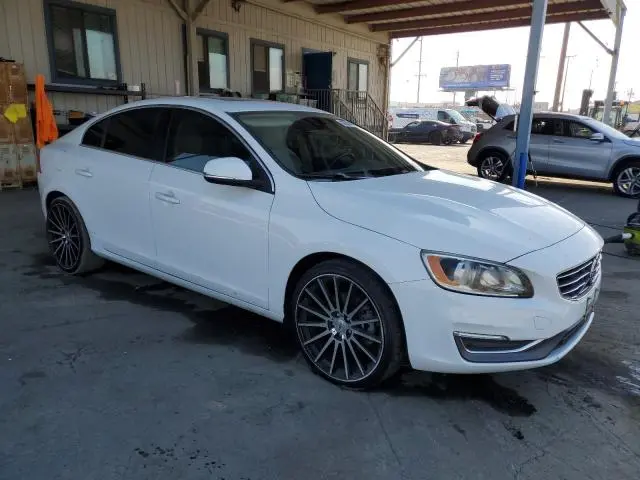 2016 VOLVO S60 PREMIER  