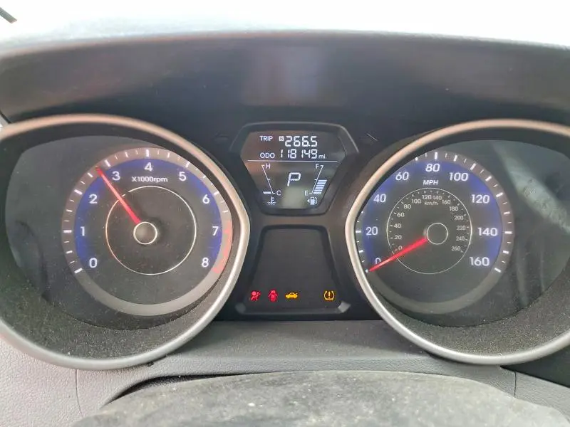 2013 HYUNDAI ELANTRA GLS  
