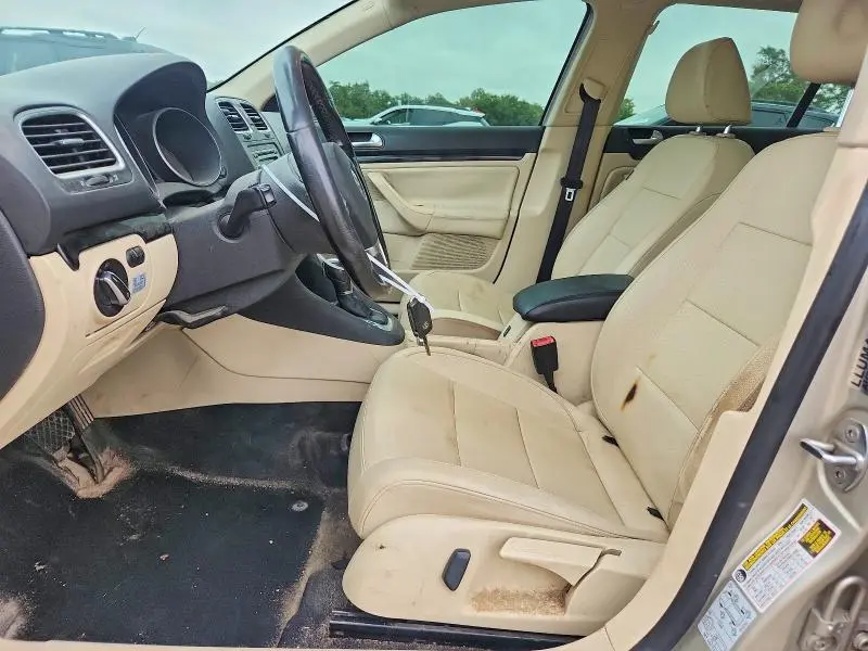 2013 VOLKSWAGEN JETTA TDI  