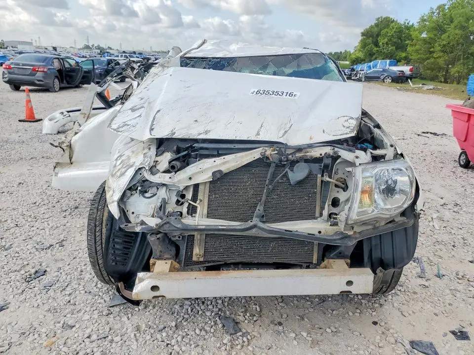 2011 TOYOTA TACOMA BASE  