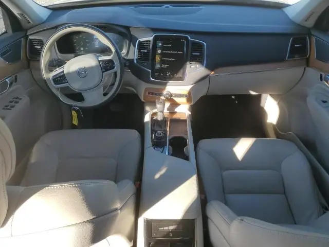 2022 VOLVO XC90 T5 MOMENTUM  