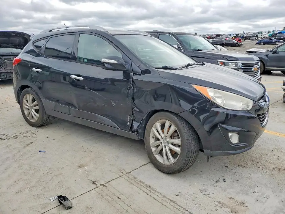 2012 HYUNDAI TUCSON   